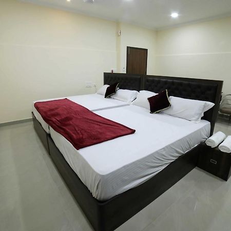 Апарт отель Shivalaya Residency Thrissur Экстерьер фото